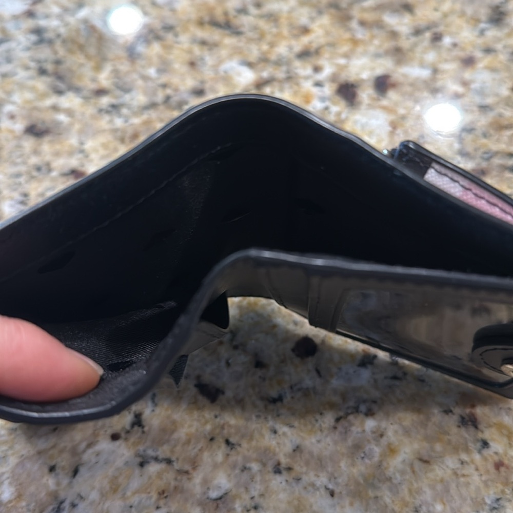 Kate Spade Wallet - Picture 3 of 4